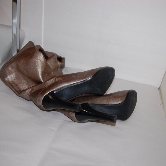 US8❤️Stuart Weitzman Bronze Metallic leather Knee High Heels Tall OTK Boots - Picture 9 of 11
